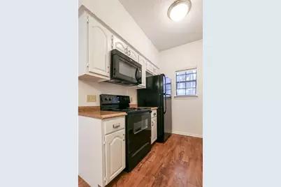 203 E 31st Street #202, Austin, TX 78705 - Photo 11