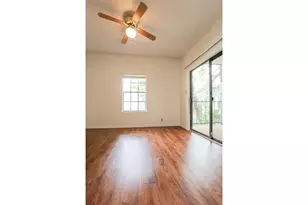 203 E 31st St, Austin, TX 78705 - Photo 21