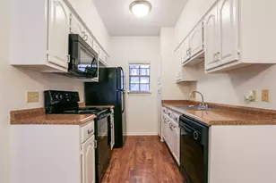 203 E 31st St, Austin, TX 78705 - Photo 9