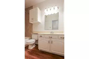 203 E 31st St, Austin, TX 78705 - Photo 25