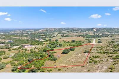 000 Flickering Sky Circle, Blanco, TX 78606 - Photo 5