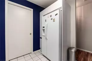 40 N Interstate 35 Hwy, Austin, TX 78701 - Photo 25