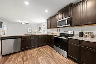 216 Wincanton Ln, Jarrell, TX 76537 - Photo 1