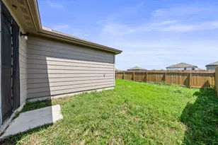 216 Wincanton Ln, Jarrell, TX 76537 - Photo 23