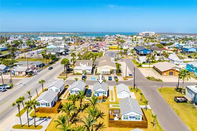 340 N Alister Street #3, Port Aransas, TX 78373 - Photo 1
