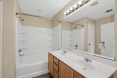 113 Hays Forest Cove, Elgin, TX 78621 - Photo 15