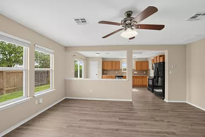113 Hays Forest Cove, Elgin, TX 78621 - Photo 3