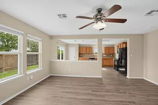 113 Hays Forest Cove, Elgin, TX 78621 - Photo 3