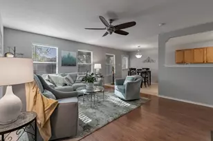 2042 Dragon Trail, New Braunfels, TX 78130 - Photo 13
