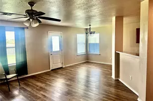 111 Sylvan St, Hutto, TX 78634 - Photo 5