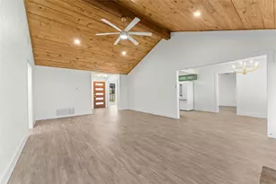 4504 Tamarack Trail, Austin, TX 78727 - Photo 11