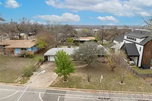 1710 Woodland Ave, Austin, TX 78741 - Photo 3
