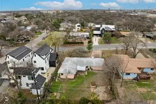 1710 Woodland Ave, Austin, TX 78741 - Photo 5