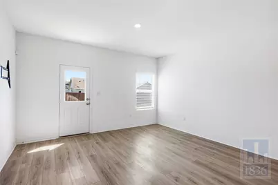 13705 Menard Way, Elgin, TX 78621 - Photo 7