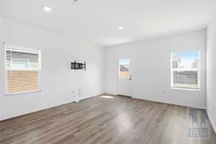 13705 Menard Wy, Elgin, TX 78621 - Photo 9