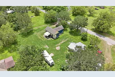 148 Brenham Street, McDade, TX 78650 - Photo 3