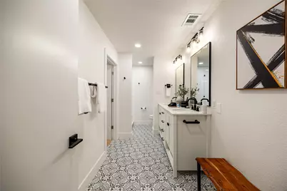 2701 Friar Tuck Lane, Austin, TX 78704 - Photo 13