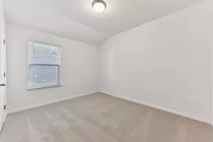 102 Holmby Dr, Hutto, TX 78634 - Photo 15