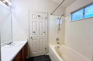 1157 Kentra Dr, Pflugerville, TX 78660 - Photo 13