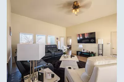 80 Family Circle, Hutto, TX 78634 - Photo 15