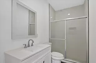 80 Family Cir, Hutto, TX 78634 - Photo 17
