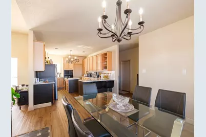 80 Family Circle, Hutto, TX 78634 - Photo 9