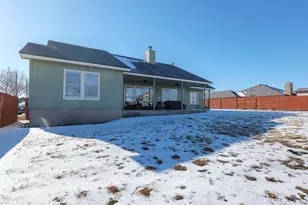 80 Family Cir, Hutto, TX 78634 - Photo 29