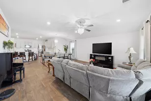318 Merriman Rd, San Marcos, TX 78666 - Photo 5