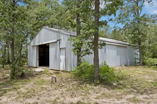 1811 W Old Lockhart Rd, West Point, TX 78963 - Photo 29