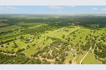 1811 W Old Lockhart Road, West Point, TX 78963 - Photo 35