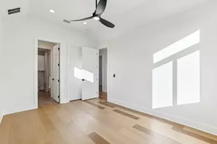 300 Deer Dr, Sunrise Beach Village, TX 78643 - Photo 17