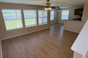 225 Hyltin St, Hutto, TX 78634 - Photo 3