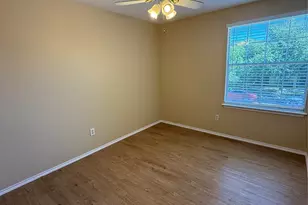 225 Hyltin St, Hutto, TX 78634 - Photo 17