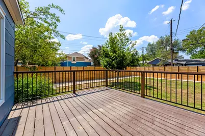 811 E 45th Street, Austin, TX 78751 - Photo 5