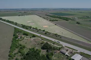 452 Tx Hwy 95 Roads, Taylor, TX 76574 - Photo 1