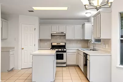 4416 Campo Verde Drive, Austin, TX 78749 - Photo 11