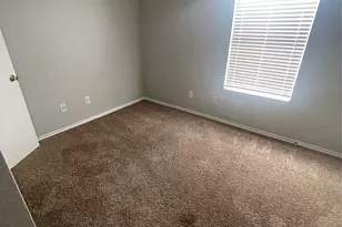 5309 Woodland Oaks Ct, Austin, TX 78744 - Photo 11