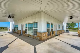 224 Blackbuck Rdg Dr, Lampasas, TX 76550 - Photo 3