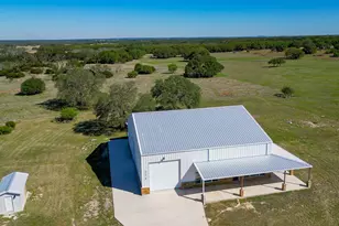 224 Blackbuck Rdg Dr, Lampasas, TX 76550 - Photo 37