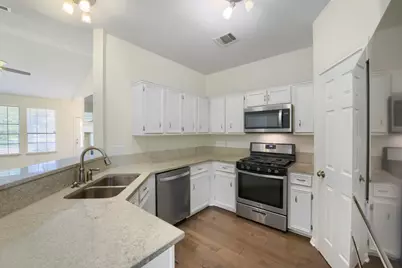 5806 Abilene Trail, Austin, TX 78749 - Photo 9