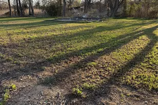 1304 E Cameron Ave, Rockdale, TX 76567 - Photo 19