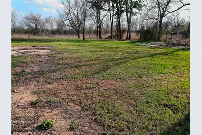 1304 E Cameron Avenue, Rockdale, TX 76567 - Photo 27