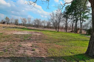 1304 E Cameron Ave, Rockdale, TX 76567 - Photo 25