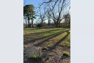 1304 E Cameron Avenue, Rockdale, TX 76567 - Photo 15