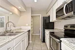 100 Lido Cir, Lakeway, TX 78734 - Photo 9