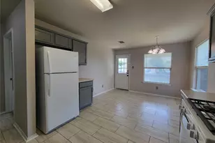 1005 Burgess Dr, Leander, TX 78641 - Photo 11