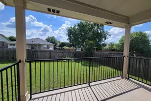1005 Burgess Dr, Leander, TX 78641 - Photo 17