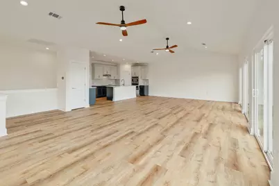 18716 W Lakeview Drive, Jonestown, TX 78645 - Photo 5