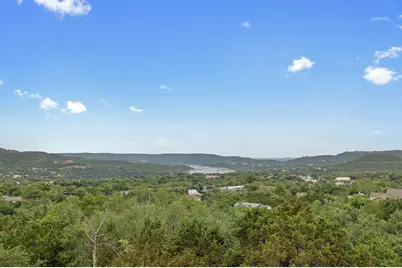 18716 W Lakeview Drive, Jonestown, TX 78645 - Photo 29