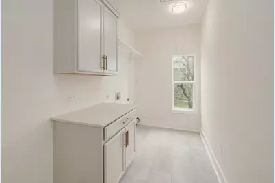 18716 W Lakeview Drive, Jonestown, TX 78645 - Photo 25